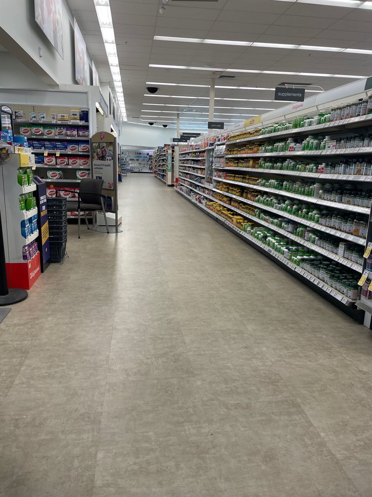 WALGREENS Updated August 2024 11 Photos & 14 Reviews 1000 E