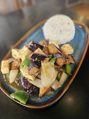 Nahm Thai & Burmese Cuisine by null