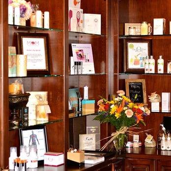 Bella Toscana Spa - The Bella Boutique - Day Spas Near Me - Tavares, Florida Bella Toscana Spa - The Bella Boutique - Day Spas Near Me - Tavares, Florida