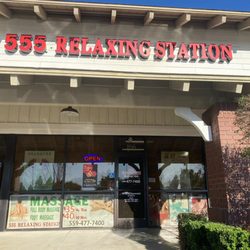 555 Relaxing Station - Front door
