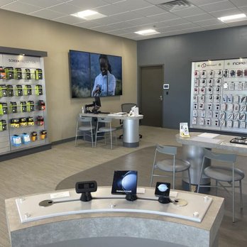 Verizon - Mobile Phones Near Me - New Berlin, Wisconsin Verizon - Mobile Phones Near Me - New Berlin, Wisconsin