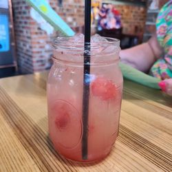 Mick's Bar - Strawberry drink
