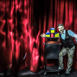 Confetti Eddie Magic Parlor - Your Host Confetti Eddie