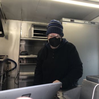 Chris's Snack Shack - Megan is running the front end - Food Trucks Near Me