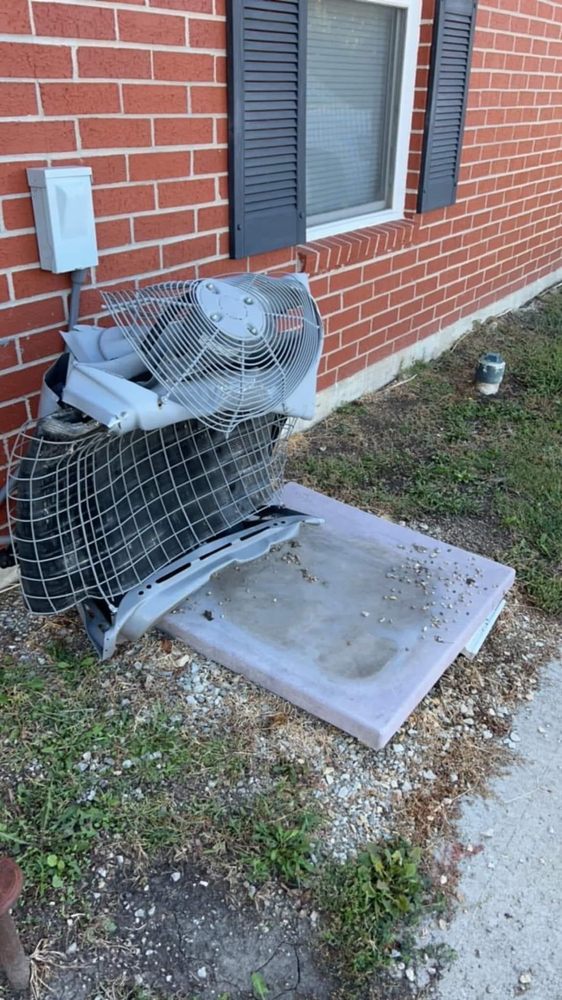 Slide of Acadiana Roofing