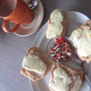 Rothko Café - Molletes con chocolate - Cafeteria Near Me - Guadalajara, JAL Rothko Café - Molletes con chocolate - Cafeteria Near Me - Guadalajara, JAL