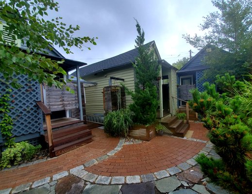 Summer House by null