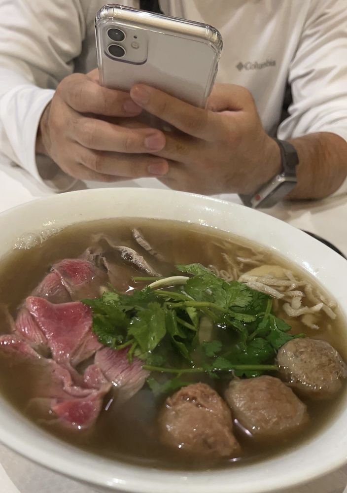 Pho 14 Opera