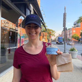 FRÍO Gelato - Evanston - Mid week treat - Gelato Near Me - Evanston, Illinois FRÍO Gelato - Evanston - Mid week treat - Gelato Near Me - Evanston, Illinois