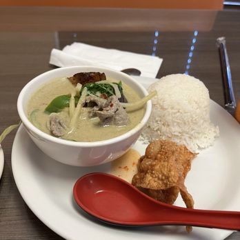 Chillin' Thai Cuisine - Green curry lunch special - Thai Near Me - El Monte, California Chillin' Thai Cuisine - Green curry lunch special - Thai Near Me - El Monte, California