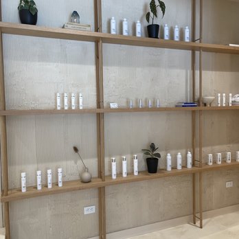 Peachy Williamsburg - Skin Care Near Me - Williamsburg, New York Peachy Williamsburg - Skin Care Near Me - Williamsburg, New York