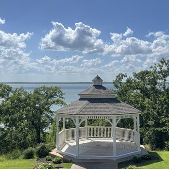 Lone Star Lodge and Marina - Resorts Near Me - Pilot Point, Texas Lone Star Lodge and Marina - Resorts Near Me - Pilot Point, Texas
