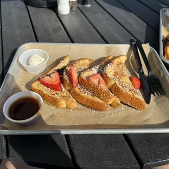 casualbird - French Toast - Cafes Near Me - DAYT BCH SH, Florida