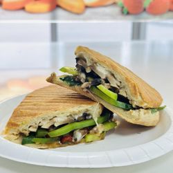 Fresh Healthy Cafe - Kelowna - Veggie portobello