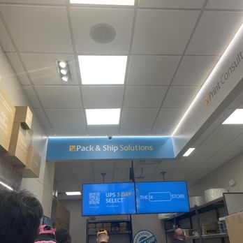 The UPS Store - Shipping Centers Near Me - Bronx, New York