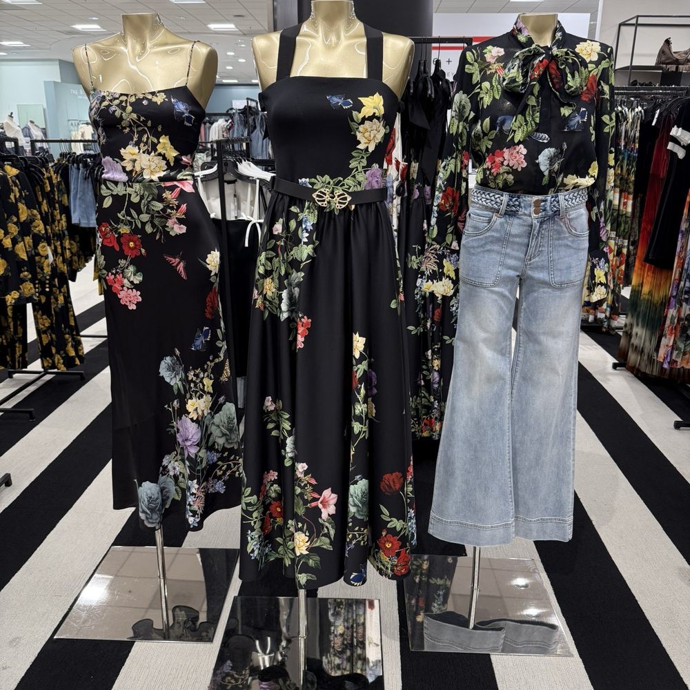 Bloomingdales - Accessories Near Me - Aventura, Florida