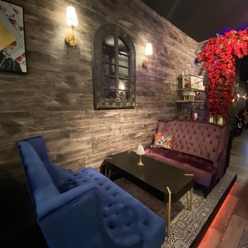 Taco Tumba - Comfy seats for a small party - Tacos Near Me - Astoria, New York Taco Tumba - Comfy seats for a small party - Tacos Near Me - Astoria, New York