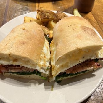 Cafe Raymond - BLT with fried egg - Breakfast & Brunch Near Me - Pittsburgh, Pennsylvania