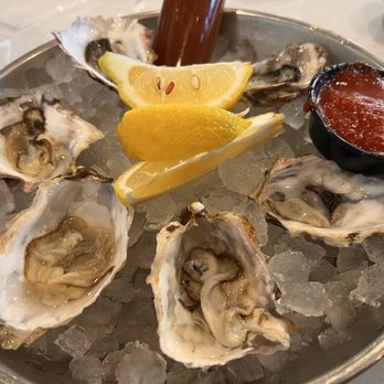 On The Hook - Raw Oysters - Cajun/Creole Near Me - Brea, California
