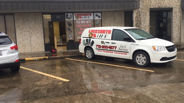 Locksmith 4 Life by null