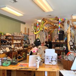 The Creature Conservancy - Gift shop