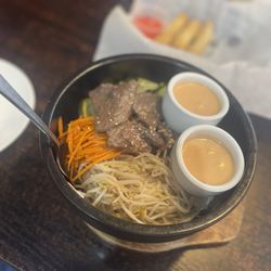 Noodle 21 - Beef Bi bim bap with yum yum sauce. Delicious.