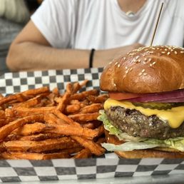 Cheeseburger Cheeseburger