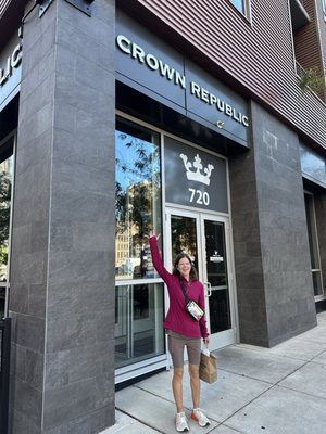 Crown Republic Gastropub by null