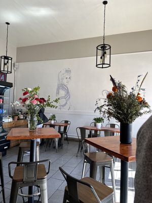 Mama Mu's Bistro by null