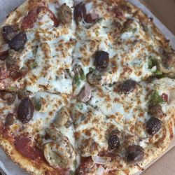 Pizza Wing King - The Works. Personal Pan Pizza.