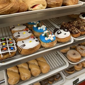 Steve’s Donuts - The donuts displayed today - Donuts Near Me - Riverside, California Steve’s Donuts - The donuts displayed today - Donuts Near Me - Riverside, California