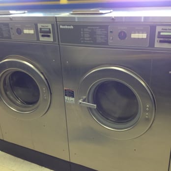 Super Laundry - An image of the washer where you also place in the card to pay for washing. - Laundromat Near Me - Wilmington, California
