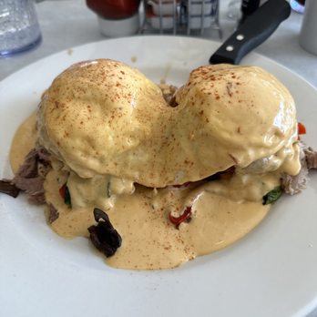 DeVivo's Eatery - Pulled Pork Benedict (Saturday and Sunday only) - New American Near Me - Keller, Texas