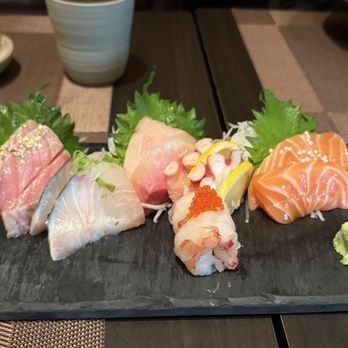 Akoya Izakaya - Japanese Near Me - Markham, Ontario