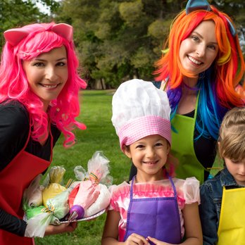 Party Tale Events - Making lemon juice and decorating cupcakes! - Face Painting Near Me - Pleasanton, California