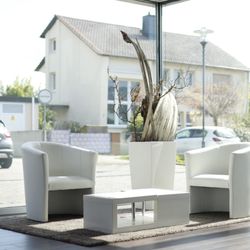 Eicke H+ - Bilder Salon