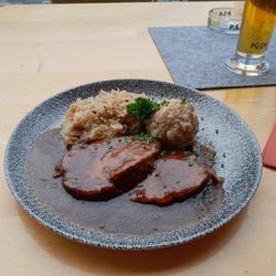 Almgasthof Windischgrätzhöhe - Schweinsbraten