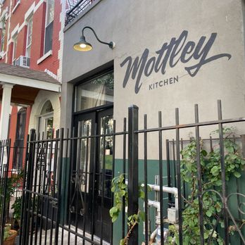 Mottley Kitchen - Cafes Near Me - Bronx, New York