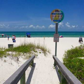 Pass-A-Grille Beach - Beach access sign states that this beach prohibits pets, vehicles, fires, & glass or alcohol. - Beaches Near Me - Saint Pete Beach, Florida
