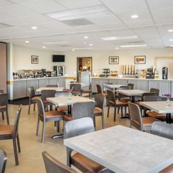 Surestay Plus By Best Western Enterprise - Breakfast Area