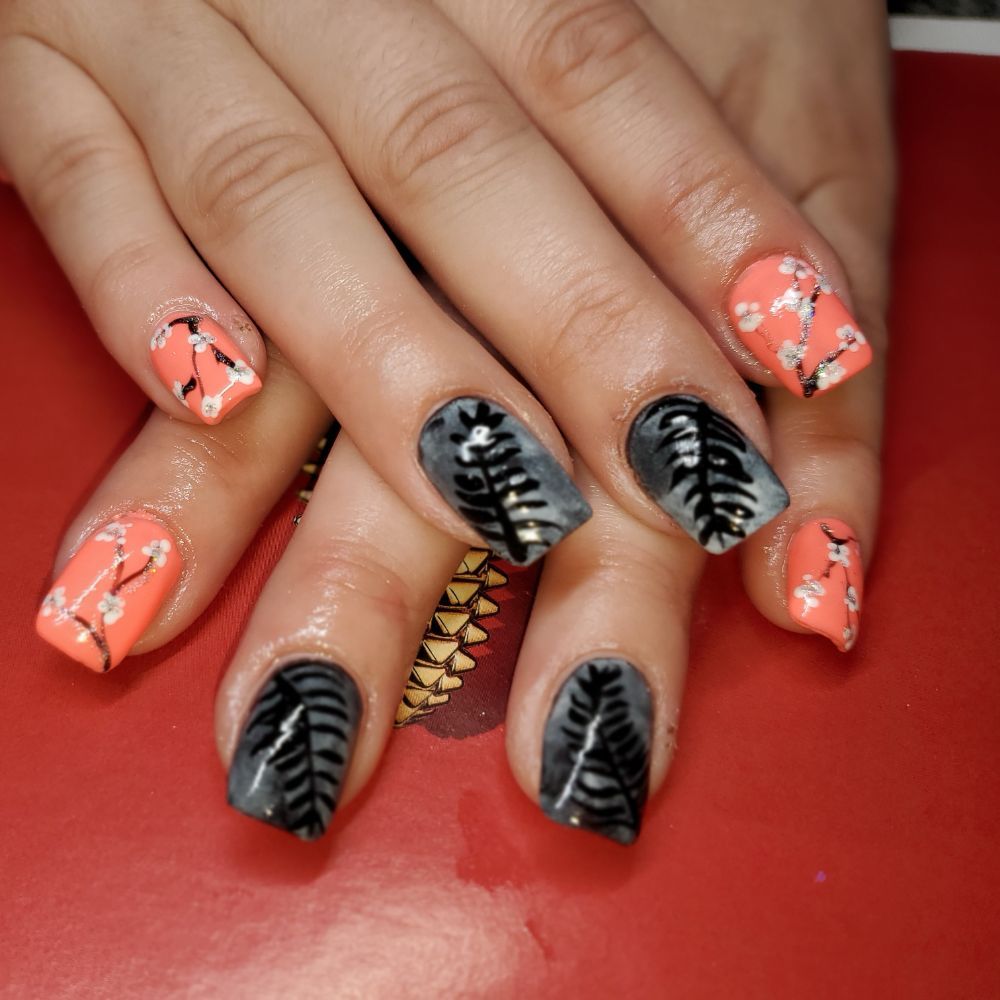 Stella nails & spa Logo