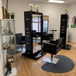 Viana Salon & Spa - Hair stylist station