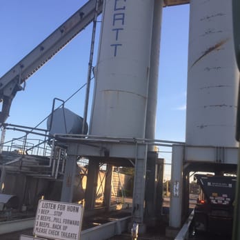 Scatt Materials - Asphalt Silos 7-26-2016 - General Contractors Near Me - Bay Shore, New York Scatt Materials - Asphalt Silos 7-26-2016 - General Contractors Near Me - Bay Shore, New York
