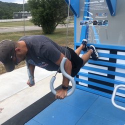 Roubidoux Park - Look at this hunk on the fitness court