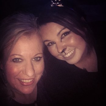 Harrys Lounge - Sports Bars Near Me - Sacramento, California