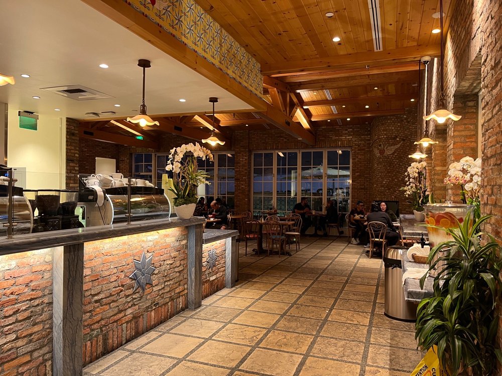 Urth Caffé - South Bay