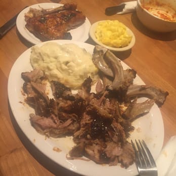 Cheddar's Scratch Kitchen - BBQ Chicken and half rack ribs - American Near Me - Laredo, Texas