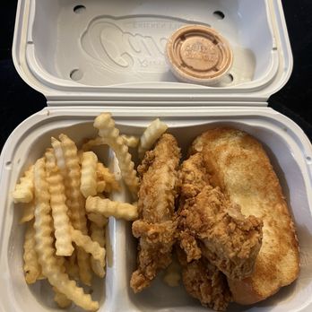 Raising Cane's Chicken Fingers - No coleslaw and had argue for one sauce - Fast Food Near Me - Upland, California Raising Cane's Chicken Fingers - No coleslaw and had argue for one sauce - Fast Food Near Me - Upland, California