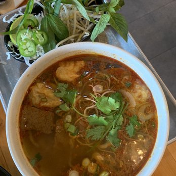 Do Chay - Bun bo hue - Vietnamese Near Me - Vancouver, British Columbia