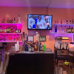 Full bar, premium tequila , draft beers, margaritas , whiskey , Scotch...